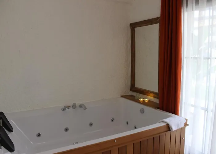 Aura Village Hotel Alaçatı