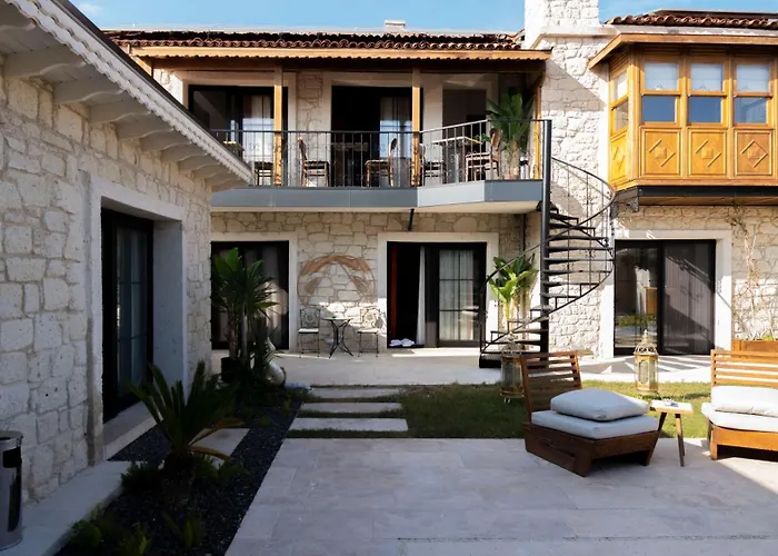 Aura Village Алачати